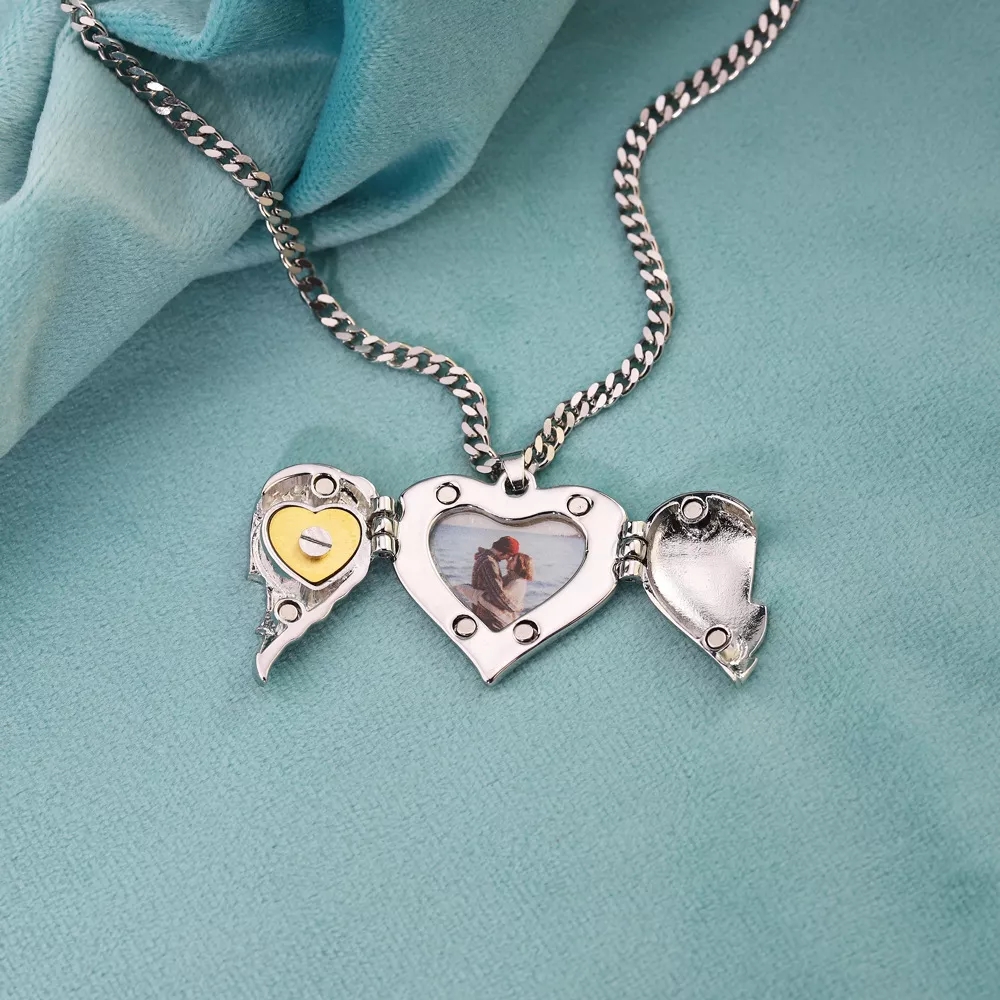 locket necklace