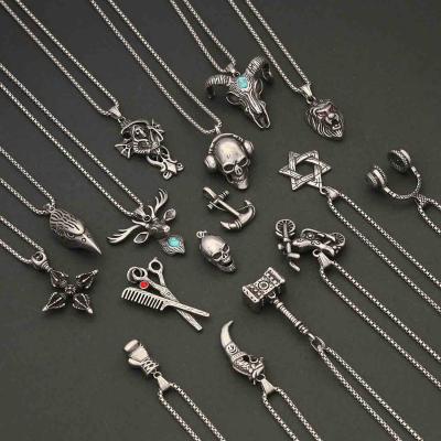 Punk style stainless steel antique silver skull pendant necklace for men street culture